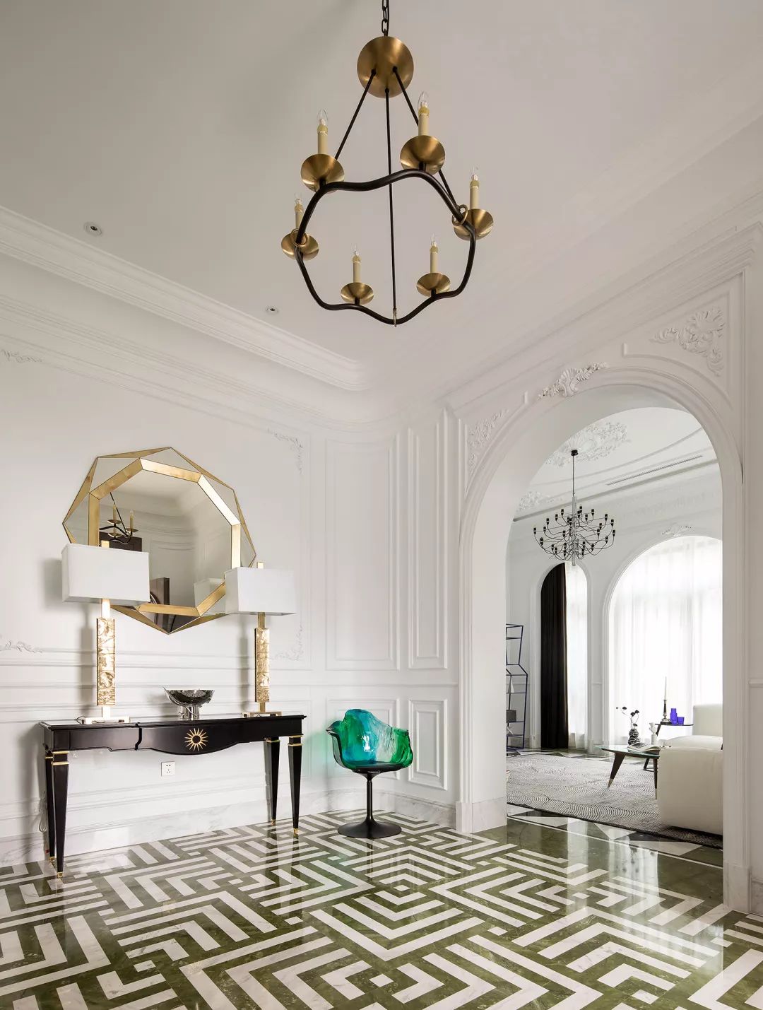 法式风格家装设计室内装修效果图-玄关 法式风格家装设计室内装修效果图-玄关